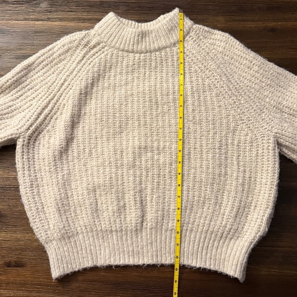Universal Thread Thick Cream Knit Mock Neck Sweater Medium - Picture 6 of 10